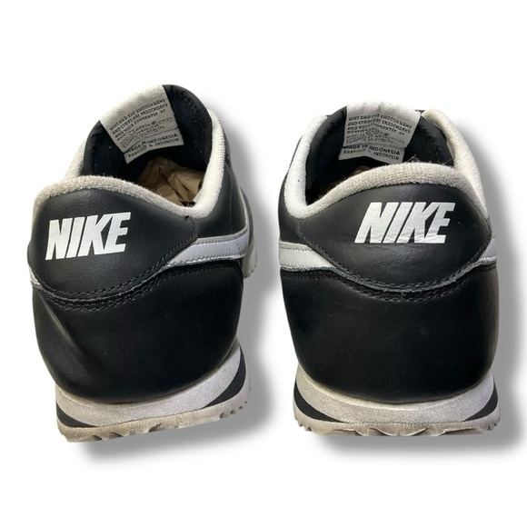👟 Nike Cortez Black & White Leather Sneakers – Size 8 (Women’s) - Picture 5 of 7